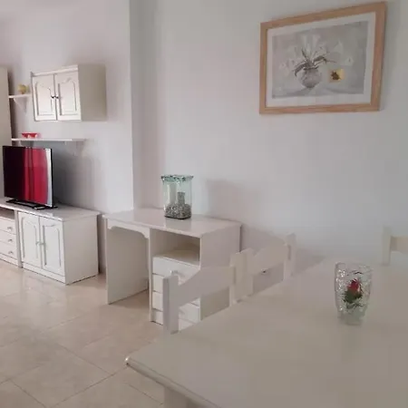 Expoholidays- Villasara 3d Apartment